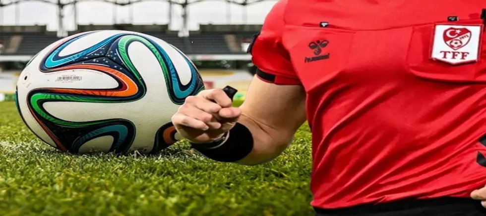 Bahis soruşturması kapsamında onlarca ünlü fubolcu, hakem, başkan gözaltına alındı 