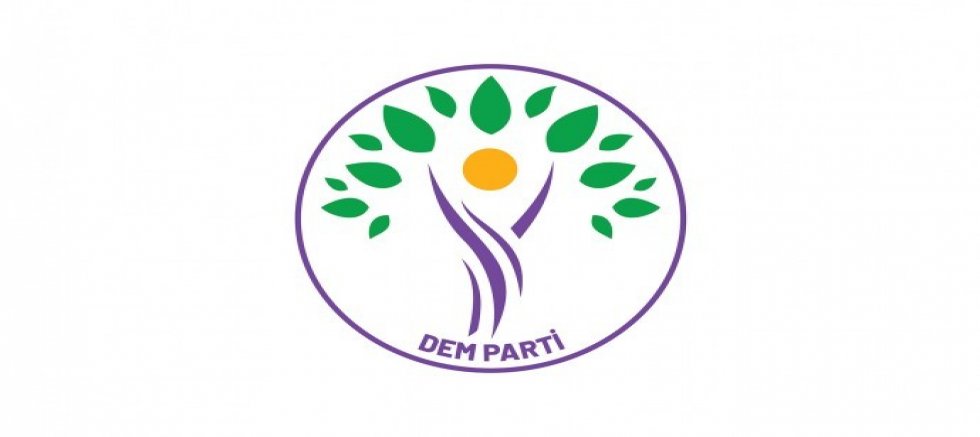 DEM Parti bir belediye eşbaşkanını daha görevden aldı !