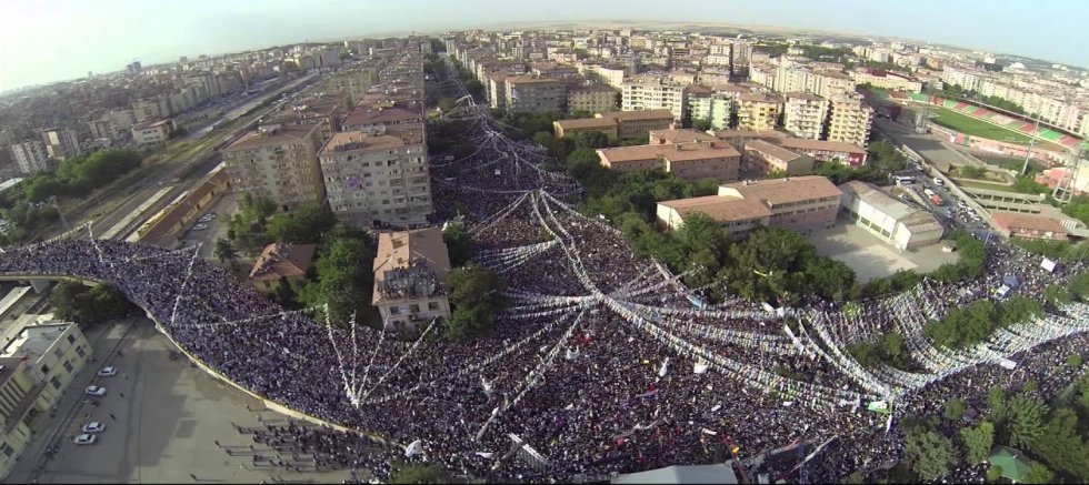 Diyabakır’daki büyük miting bir kez daha ertelendi ! İşte nedeni