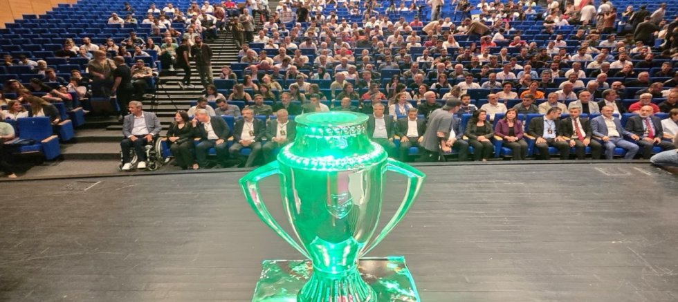 Diyarbakır’da tarihi gün: Amedspor’un yeni yönetimi belli oldu