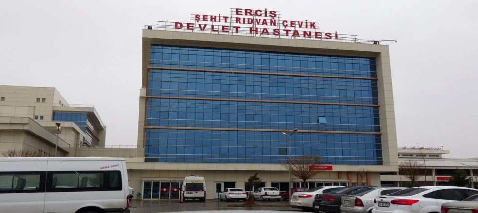 Erciş Devlet Hastanesi’nde muayenesiz teşhis skandalı !