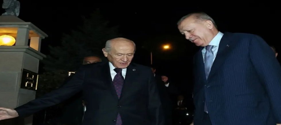 Selvi: 'Erdoğan-Bahçeli görüşmesinden sonra İmralı konusunda son tereddütler giderildi'