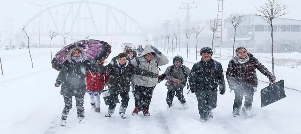 Van’da kar tatili ! Valilikten 2 Ocak açıklaması