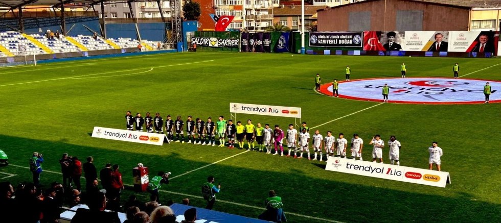 Vanspor rezaleti ! 9 kişi kalan rakibine yenildi