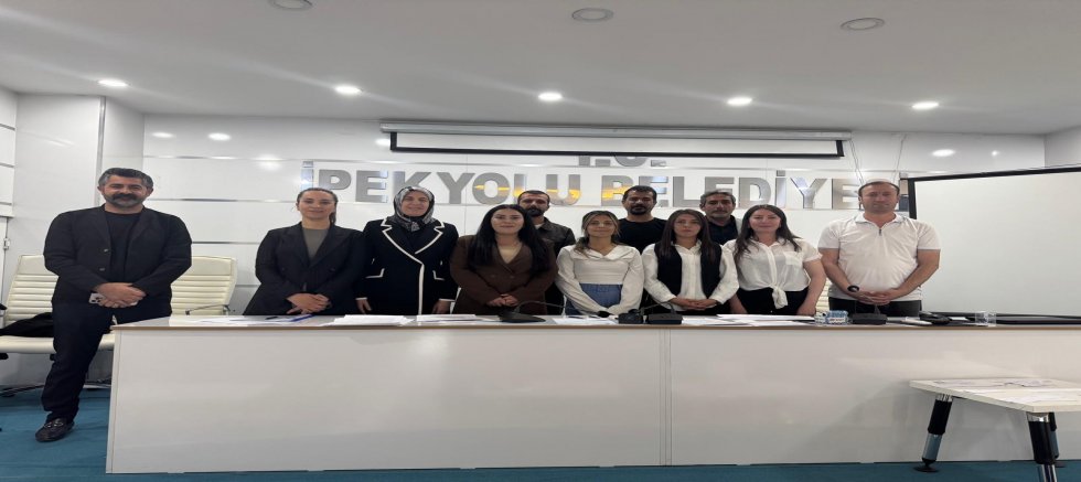 VASHAB’tan Sahipsiz Hayvanlar İçin  Önemli Adım: 12 belediyeye araç tahsisi yapıldı