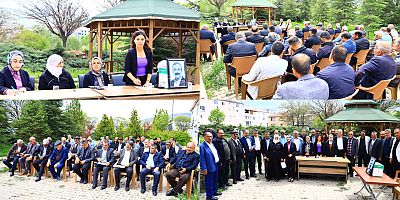 DEM Partili Muradiye Belediyesi meclis toplantısını halka birlikte yaptı 
