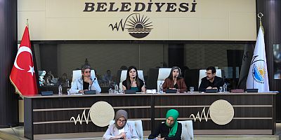 Durdurulan kadın projeleri yeniden hayat buluyor: Jin Kart ve Kadın Masası ile start verildi 