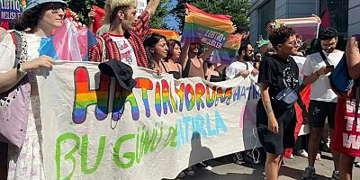 LGBTİ'liler polisi ters köşe yaptı: Taksim'de beklerken Bağdat'ta yürüdüler 
