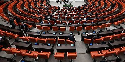 Meclis tatili ertelendi: Gündem belli oldu !