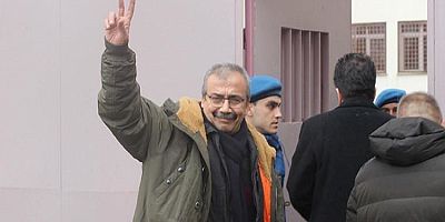 SON DAKİKA ! Sırrı Süreyya Önder yaşamını yitirdi 