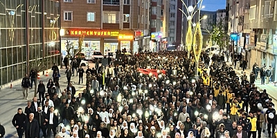 Van’da binler ‘Barış için adım at’ yürüyüşü düzenledi
