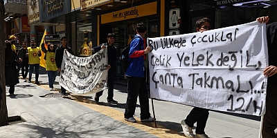 Van’da eğitimde şiddete karşı ‘İnsan Zinciri’