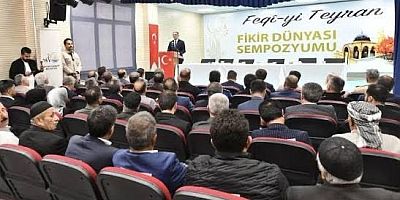 Van’da Feqiyê Teyran skandalı ! İsmini yanlıș yazıp adına sempozyum düzenlediler