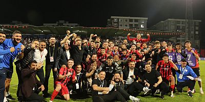 Vanspor Elazığspor'u yendi kent festival alanına döndü 