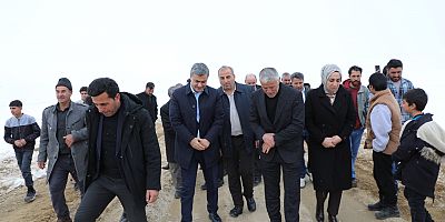 Zeydan’dan, Kayyımın Yol Mağduriyetiyle Karşı Karşıya Bırakılan Mahalleye Ziyaret