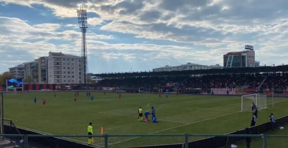 Vanspor kritik Serik maçında istediği sonucu elde edemedi !